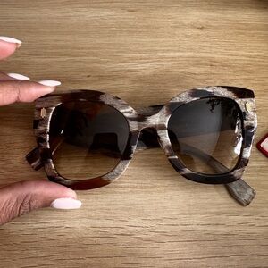 Stylish Brown Sunglasses
